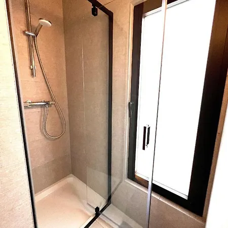 Sakura Bossut-Gottechain