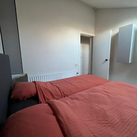 Sakura Διαμέρισμα Bossut-Gottechain