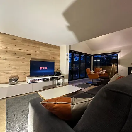Apartman Sakura *